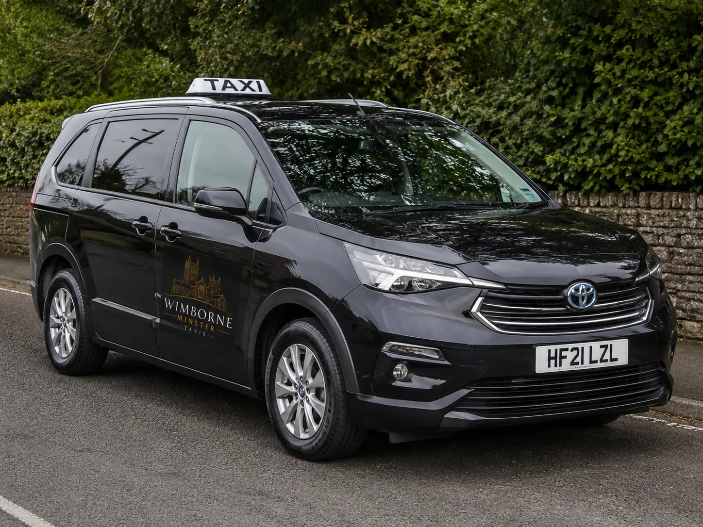 MPV taxi for Wimborne Minster