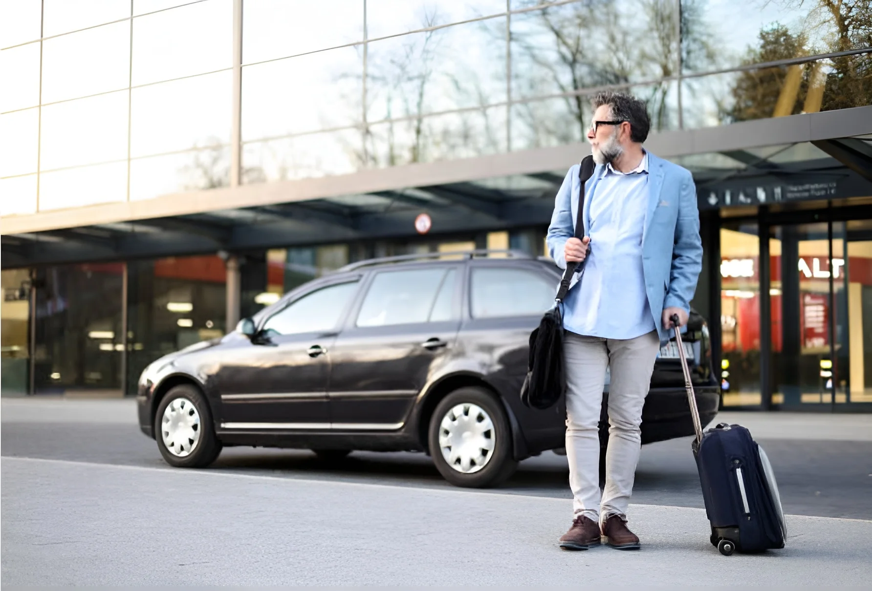 Wimborne to Southampton Airport Taxi